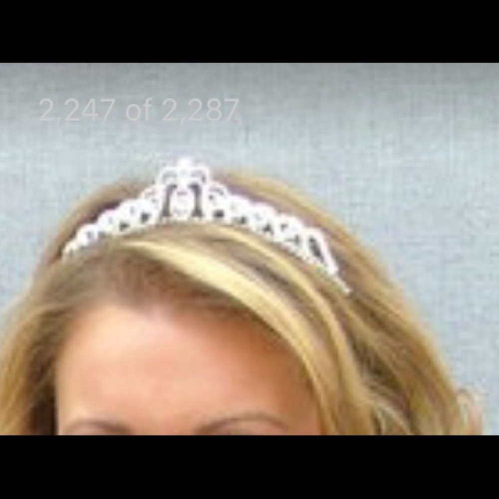 Tiara - Picture 6 of 8